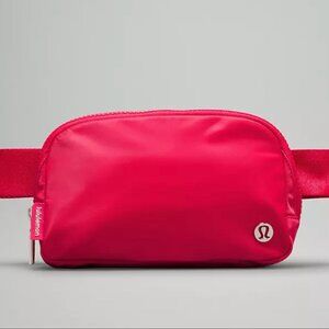 NWT Lululemon Everywhere Belt Bag 1L Hot Pink Cherry Mist